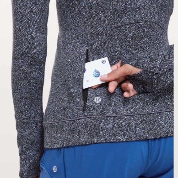 Lululemon Cypress Kiss Long Sleeve size 2 
Fusion Jacquard Black Violet Viola - Picture 5 of 14